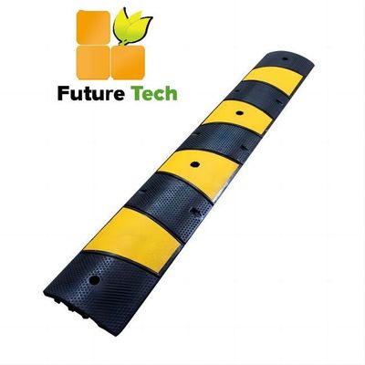 kopen 1830x300x58mm de Weerspiegelende Rubber Op zwaar werk berekende Verkeersdrempels van de Snelheidsbult voor Verkeersrijweg online vervaardiging