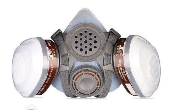 Goede prijs. Silicone halve masker ademhalingsapparaat met bajonetverbinding voor anti-gassproei en chemische behandeling online